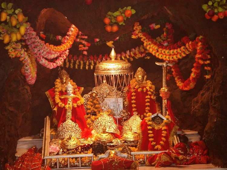 Himachal Tour with Mata Vaishnodevi Darshan